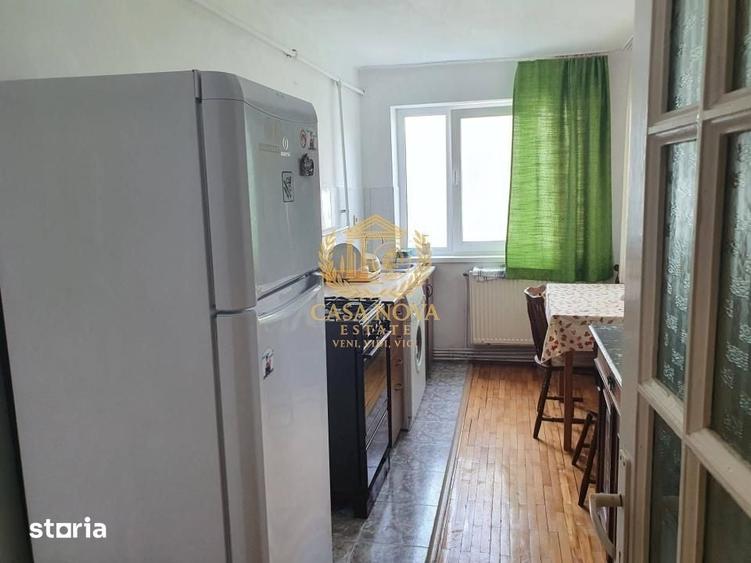 Apartament cu 4 camere în Central