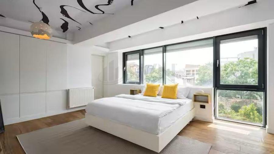 Apartament cu 3 camere decomandat, mobilat în Dorobanți