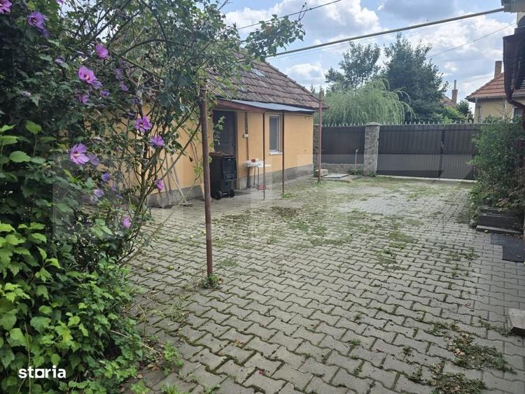 Casă cu 2 camere în Chinari