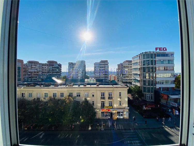 Apartament cu 3 camere în Filiași