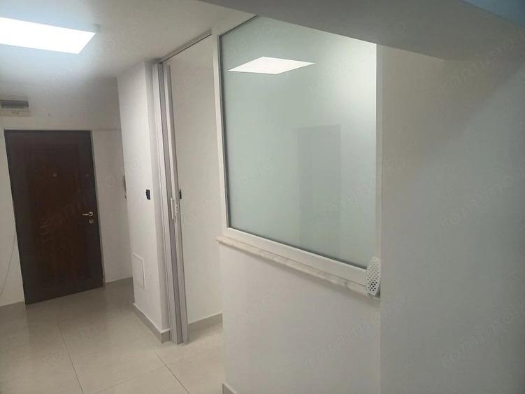 Apartament cu 4 camere decomandat în Calea Călărașilor