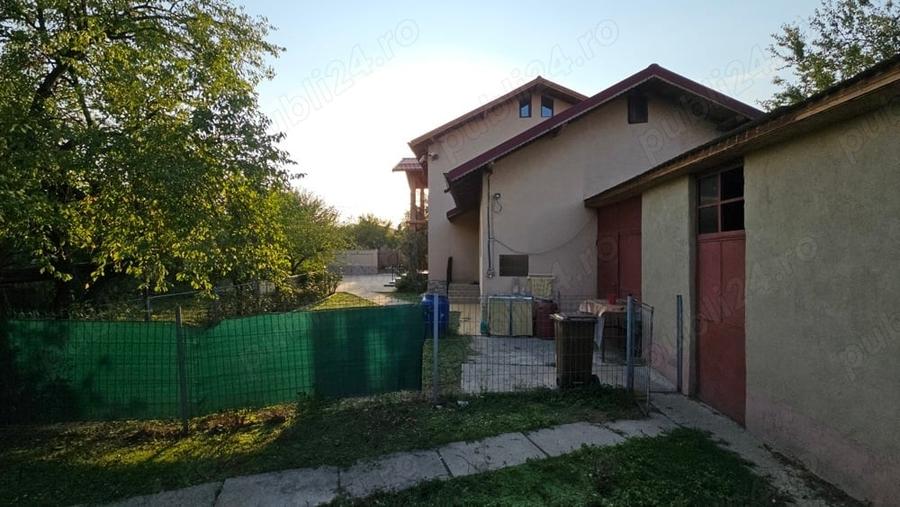 Casă cu 5 camere cu Teren 775 Mp în Central