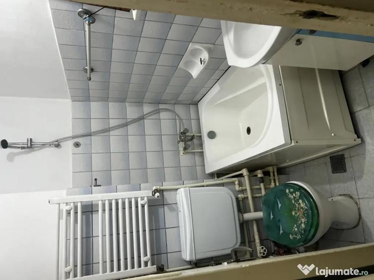 Apartament cu 2 camere semidecomandat în Nord