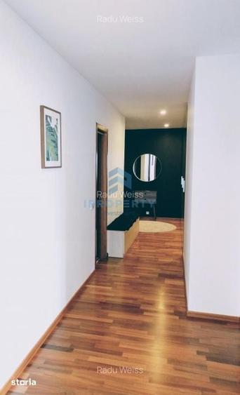 Apartament cu 4 camere în Central