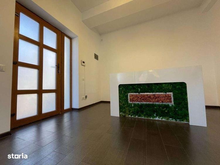 Casă cu 4 camere cu Teren 77 Mp în Drumul Sării