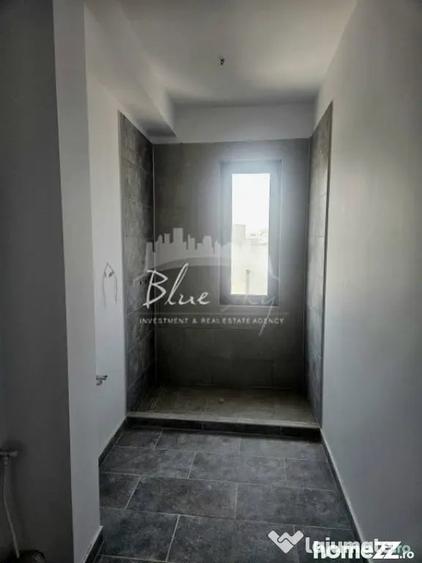 Apartament cu 3 camere decomandat în Mamaia