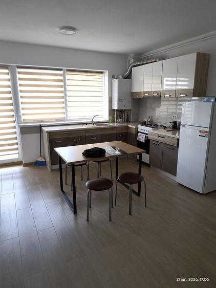Apartament cu 2 camere semidecomandat în Sânpetru