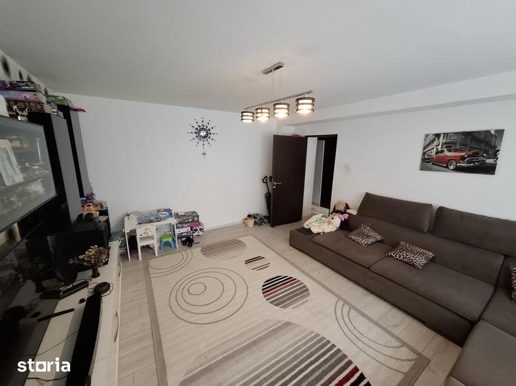 Apartament cu 4 camere în Sud