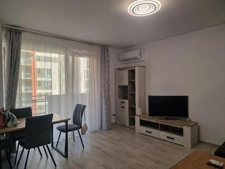 Apartament cu 2 camere semidecomandat în Spitalul Județean