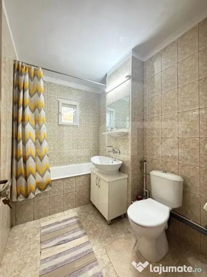 Apartament cu 3 camere, decomandat, 63.58 mp, zona Parcul Te - 7
