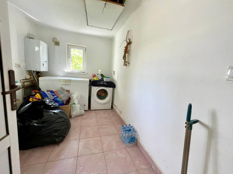 Casă cu 3 camere cu Teren 1200 Mp în Bârnova