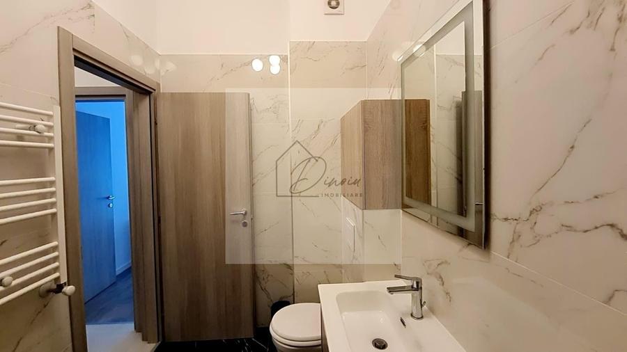 Apartament cu 3 camere decomandat, mobilat în Central