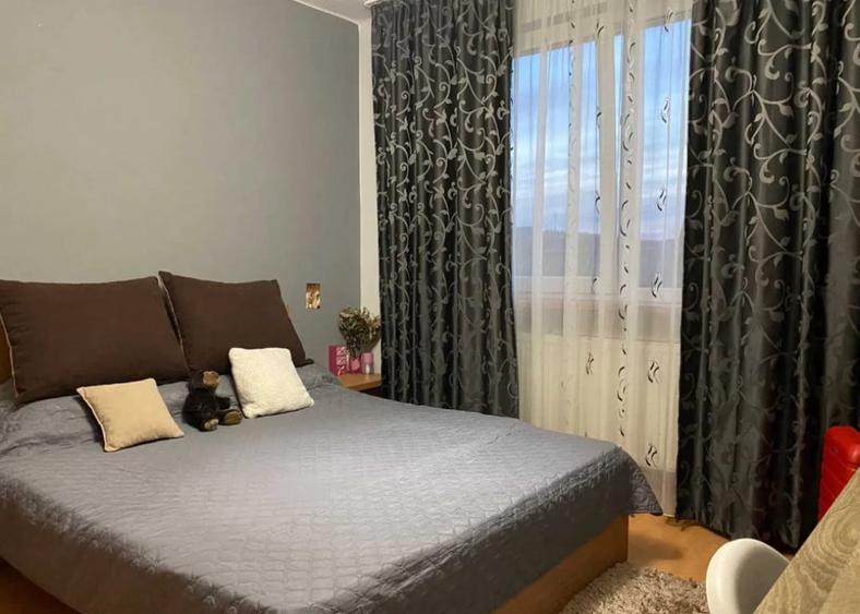 Apartament cu 2 camere semidecomandat în Gară