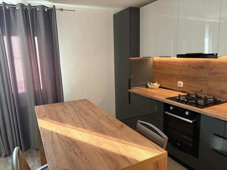 Casă individuală cu 4 camere cu Teren 600 Mp în Nisipari