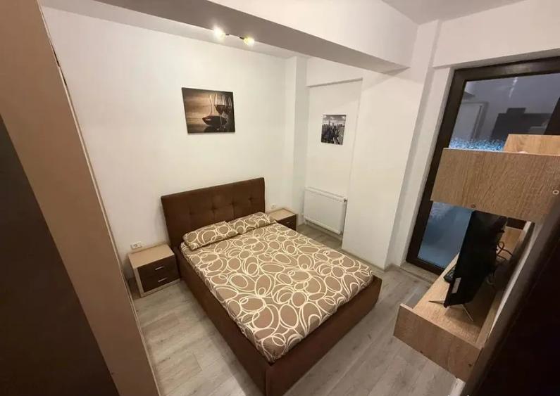 Apartament cu 2 camere semidecomandat, mobilat în Tomis Plus