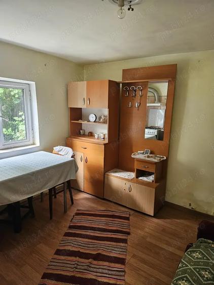 Casă cu 5 camere în Potoceni