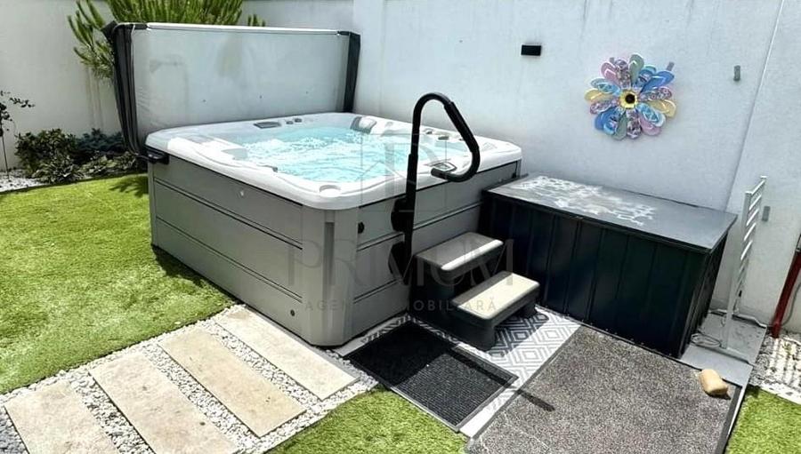 Duplex cu 4 camere cu Canalizare în Dumbrăvița