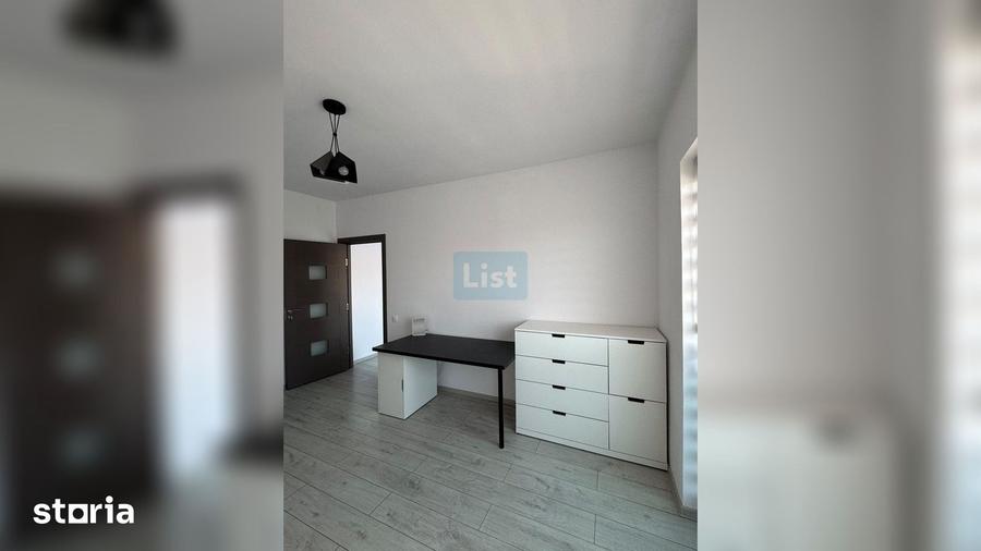 Apartament cu 3 camere decomandat în Baciu