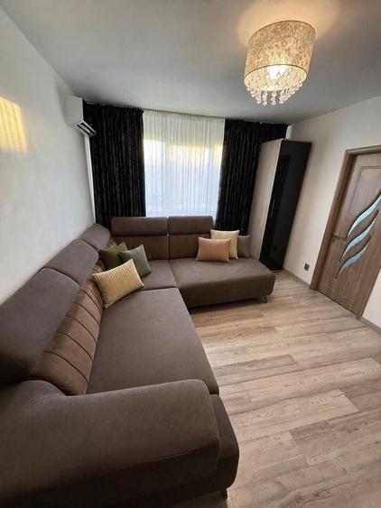 Apartament cu 2 camere semidecomandat în Teilor