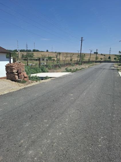 Teren de 2525 mp, în Aurora