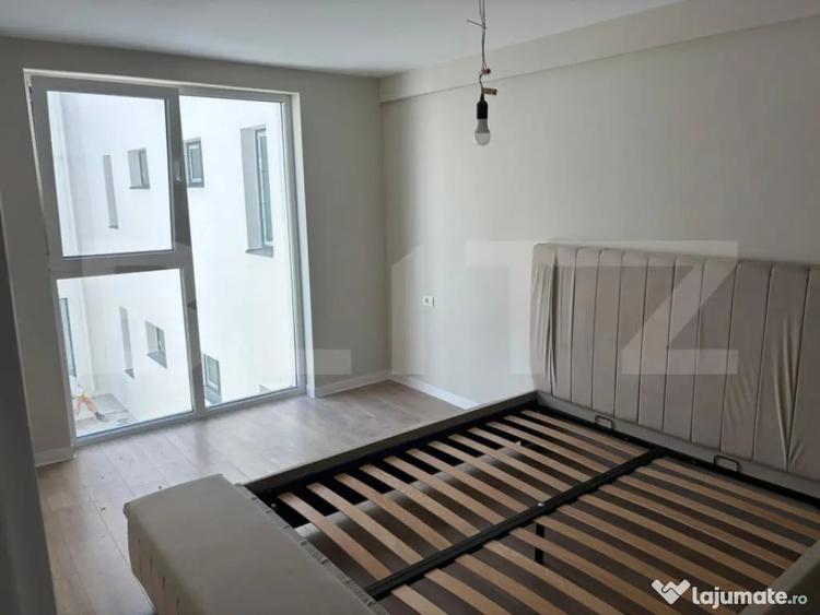 Apartament cu 2 camere decomandat în Lipovei