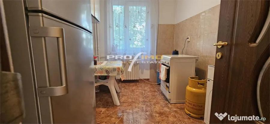Apartament cu 2 camere semidecomandat în City Park Mall