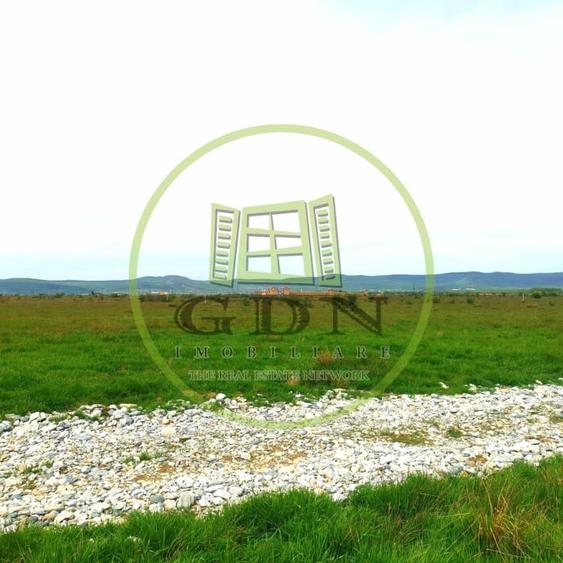 Teren agricol extravilan de 1000 mp, în Avrig