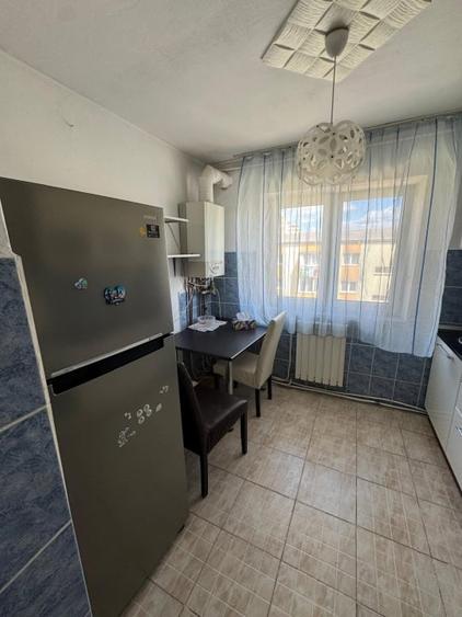 Apartament cu 2 camere decomandat, mobilat în Nord