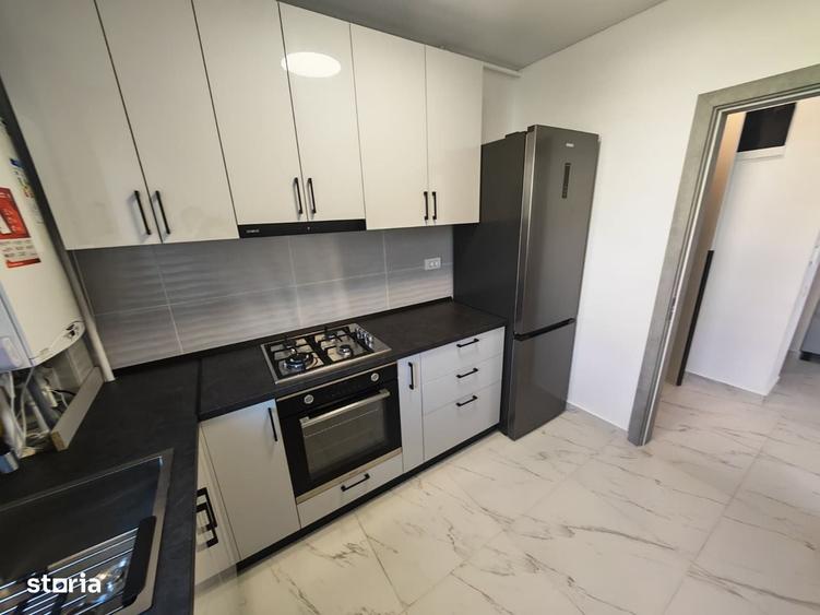 Apartament cu 2 camere decomandat în Apărătorii Patriei