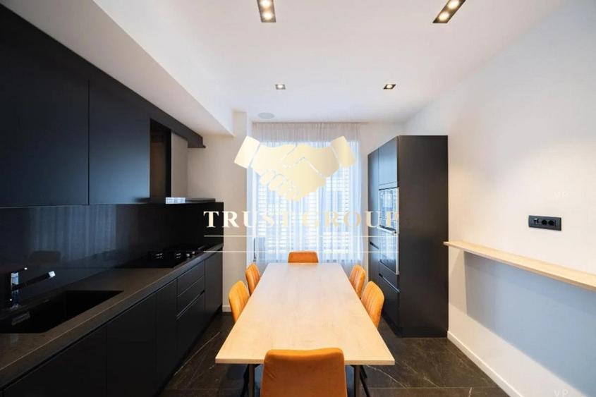 Apartament cu 5 camere decomandat în Floreasca