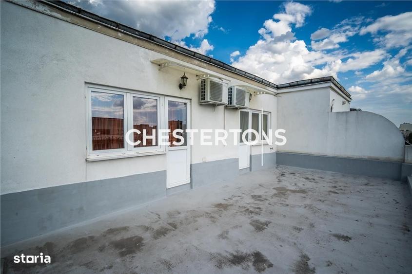 Penthouse deasupra orasului - apartament de vanzare cu terasa, semineu - 2