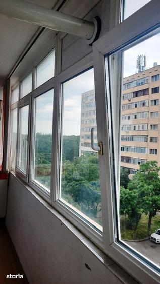 Apartament cu 2 camere decomandat în Micro 14