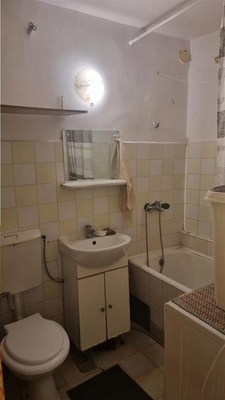 Garsonieră semidecomandată în Traian