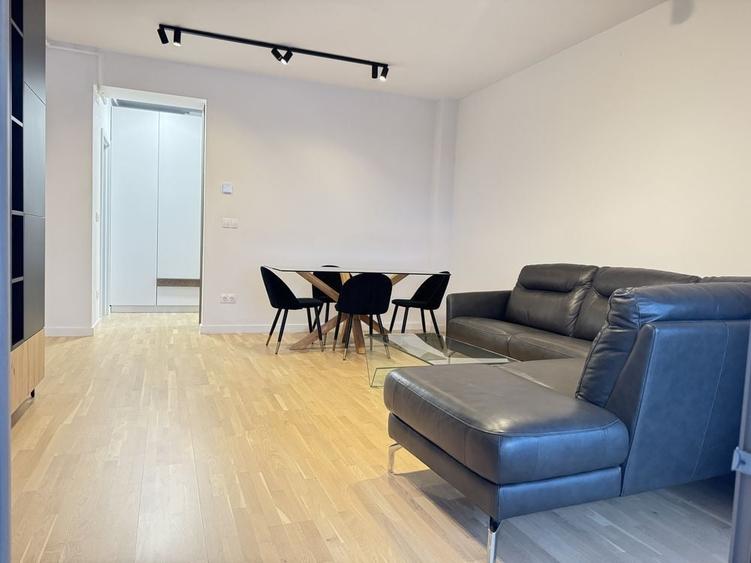 Apartament cu 2 camere, mobilat în Dămăroaia