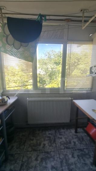 Apartament cu 2 camere decomandat, mobilat în Nicolina