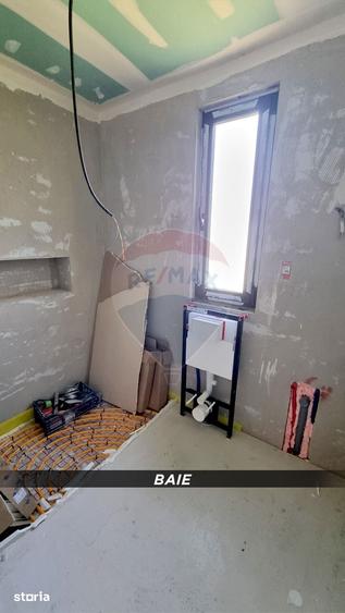Casă cu 5 camere cu Teren 900 Mp în Recea