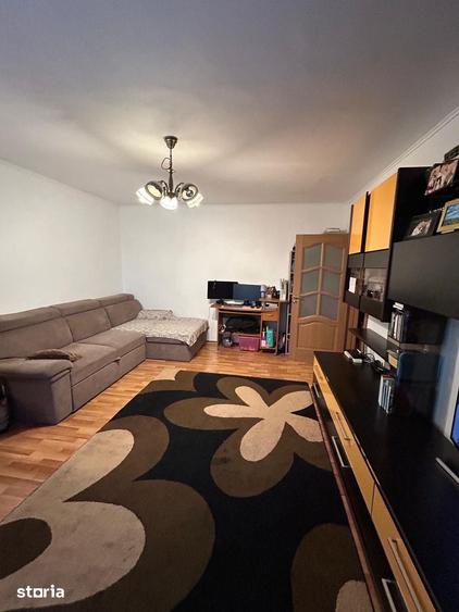 Apartament cu 2 camere decomandat în Colentina