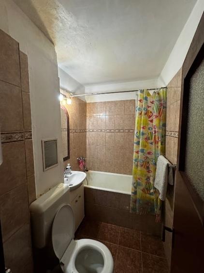 Apartament cu 2 camere decomandat, mobilat în Drumul Taberei