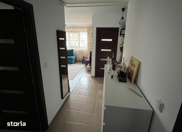 Apartament cu 3 camere decomandat în Valea Lupului