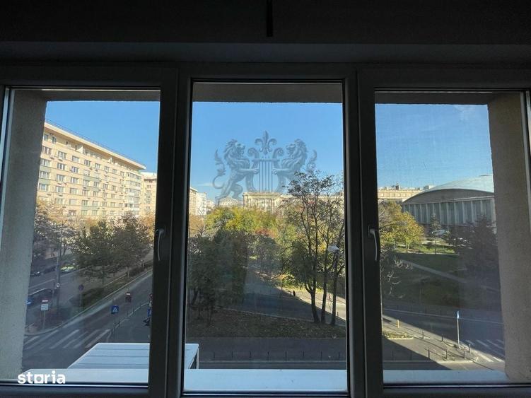 Apartament cu 2 camere decomandat în Sala Palatului