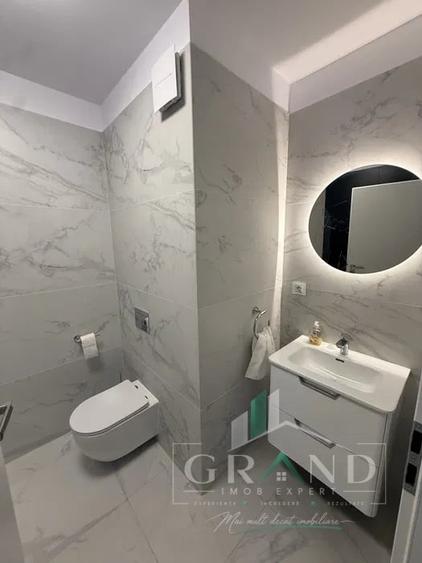 Apartament cu 2 camere semidecomandat, mobilat în Iris