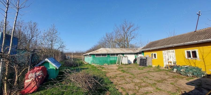 Casă cu 5 camere cu Teren 15000 Mp în Șoldănești
