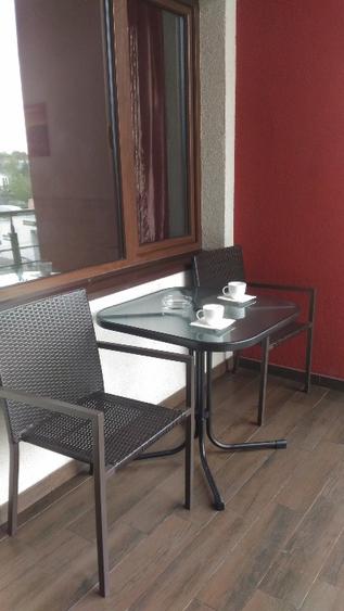 Apartament cu 2 camere semidecomandat în Mircea cel Bătrân