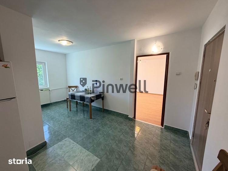 Apartament cu 2 camere decomandat în Tei