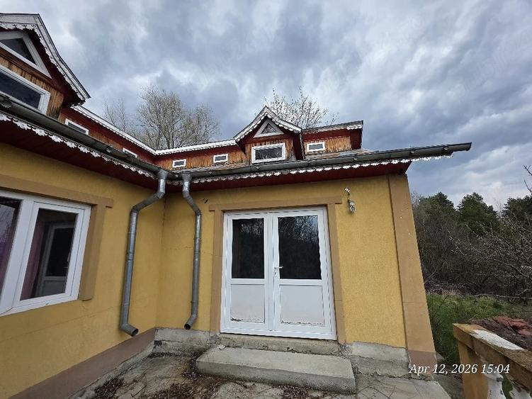 Casă cu Teren 10000 Mp în Nereju