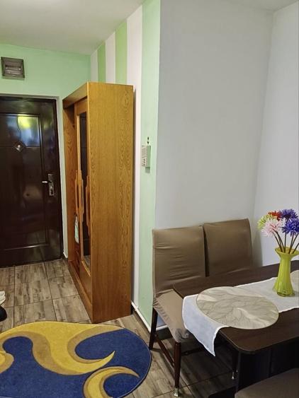 Apartament cu 2 camere semidecomandat în Petros