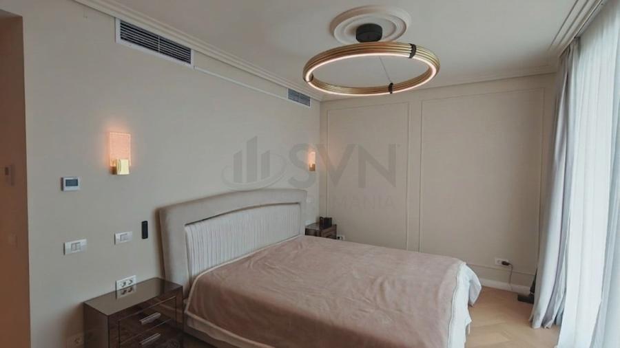 Apartament cu 5 camere semidecomandat, mobilat în Băneasa