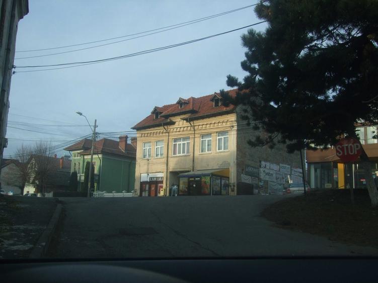 Casă cu 4 camere în Sud