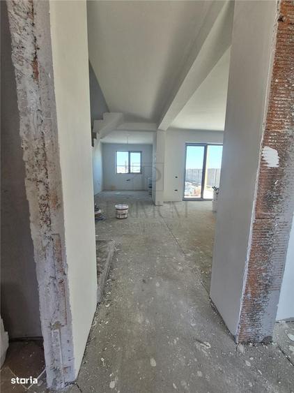 Duplex despartit - zona excelenta- toate utilitatile - posibilitate al - 8