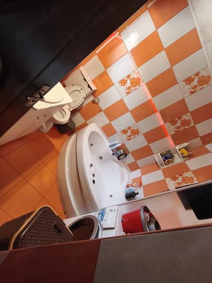 Casă cu Teren 300 Mp în Central